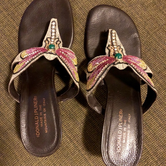 DONALD J PLINER Dragonfly Jeweled Kitten Heel Sandals Violeta Pewter Sz 10.5 M - Picture 13 of 14